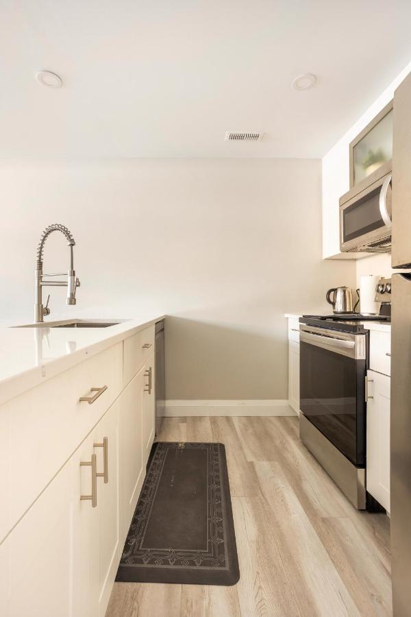 Entire 2 Bedroom Apartment Downtown - U1 Kitchener Eksteriør billede