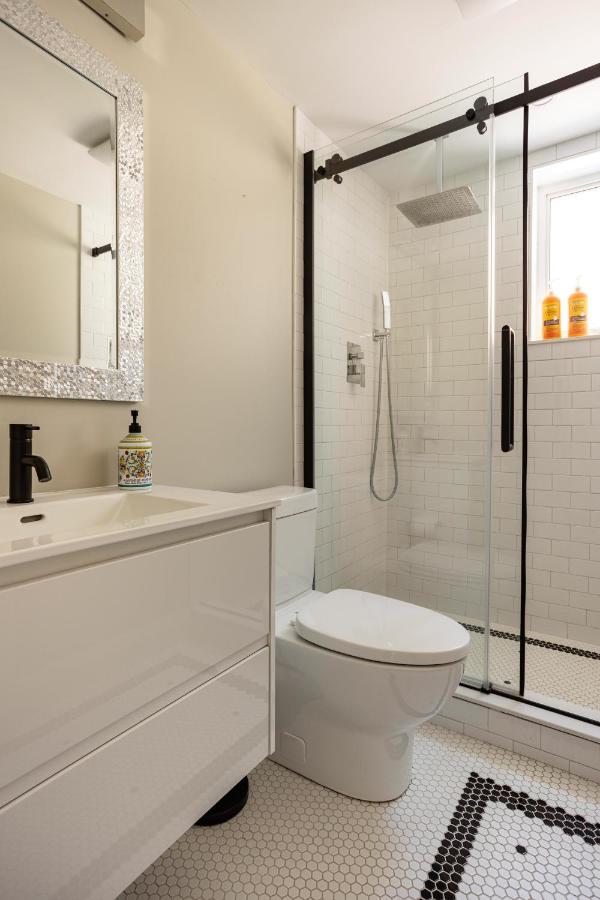 Entire 2 Bedroom Apartment Downtown - U1 Kitchener Eksteriør billede
